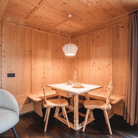 Hotel Kreuzberg Monte Croce Sexten Esterno foto