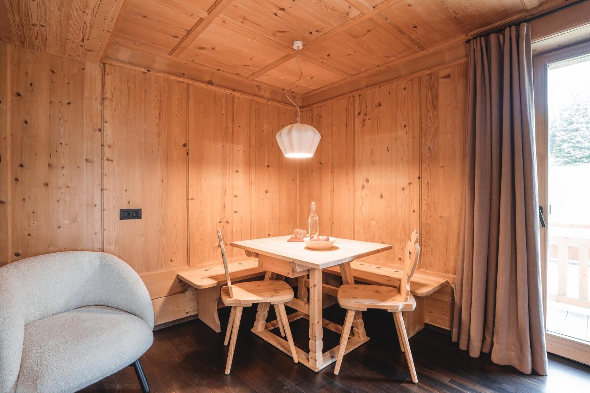Hotel Kreuzberg Monte Croce Sexten Esterno foto